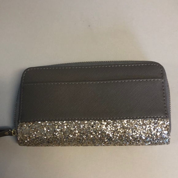 Kate Spade Wallet - Picture 2 of 3